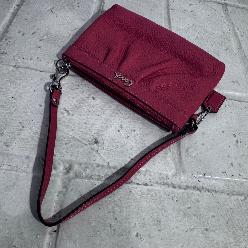 Coach Pink Pomegranate Pleated Wristlet with Hangtag - Picture 6 of 10